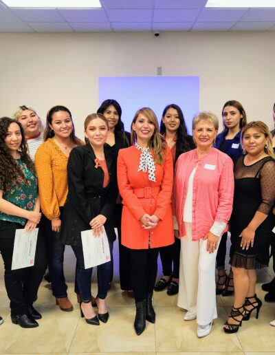 Taller Trabajando en Equipo impartido por la Doctora Adriana Mendioléa en el Centro de Justicia para las Mujeres en Baja California CEJUM