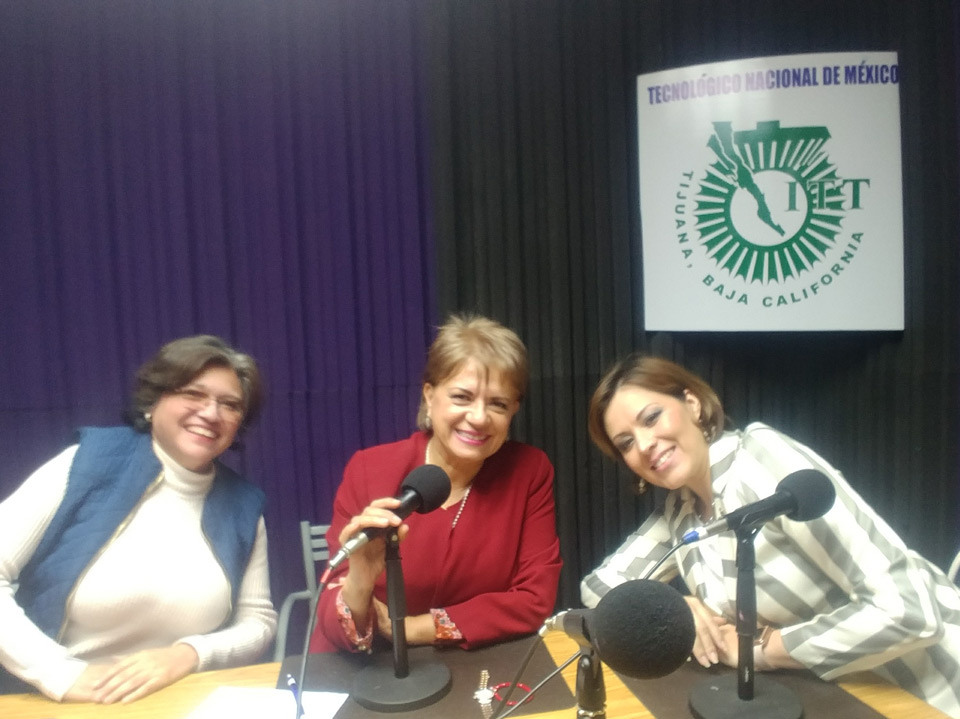 Programa de radio Mujeres Fronterizas