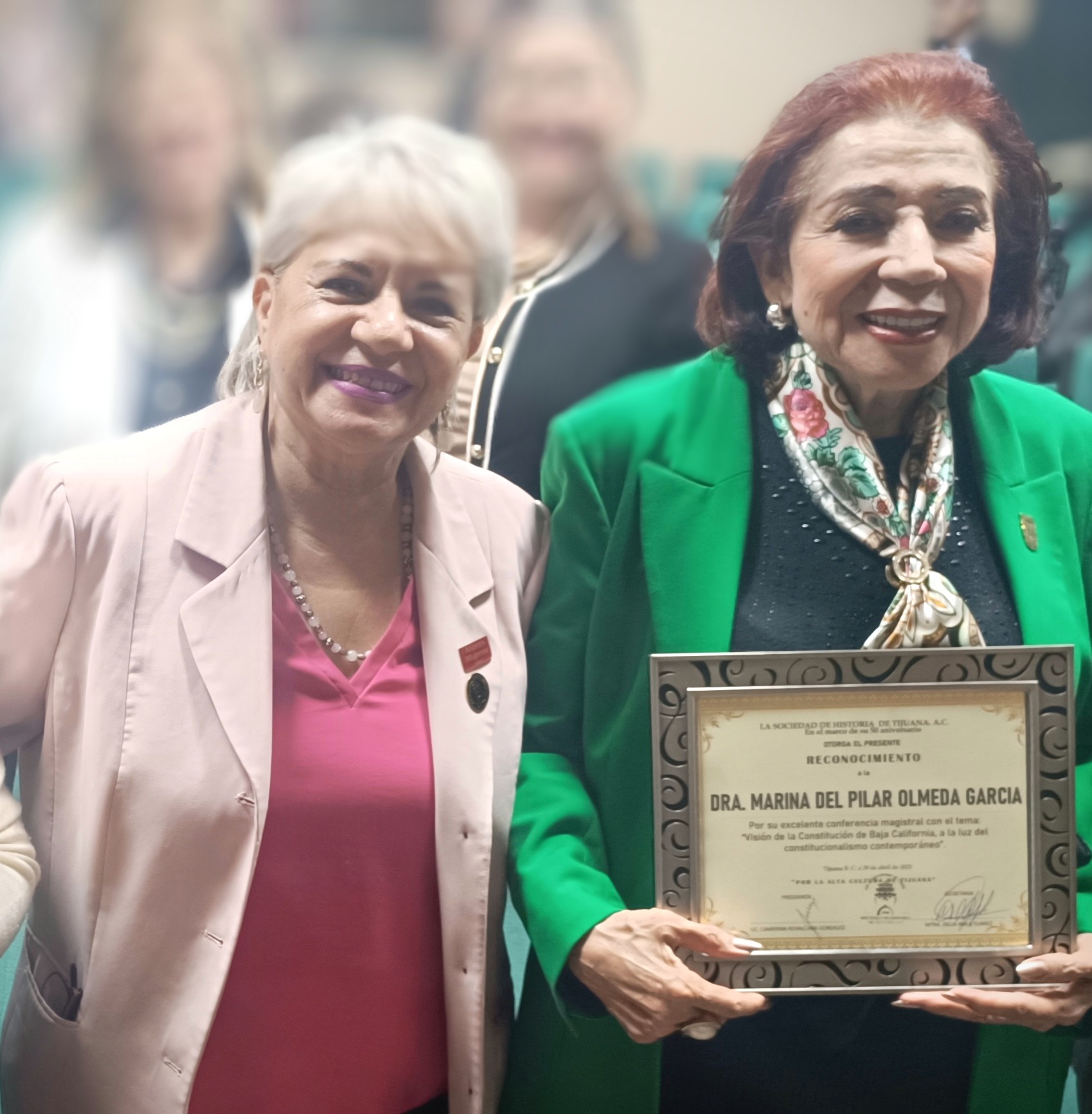 Con la Dra. Marina Del Pilar Olmeda García - 29 abril 2025