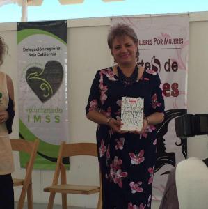 AMPM presentando libro Doctora Adriana Baron Balche IMSS 2017