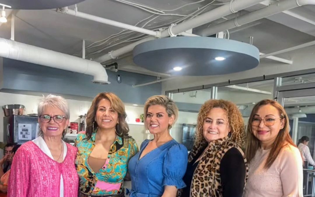 Mtra, Diana Mendioléa con la Doctora Adriana Mendioléa 8 marzo 2024