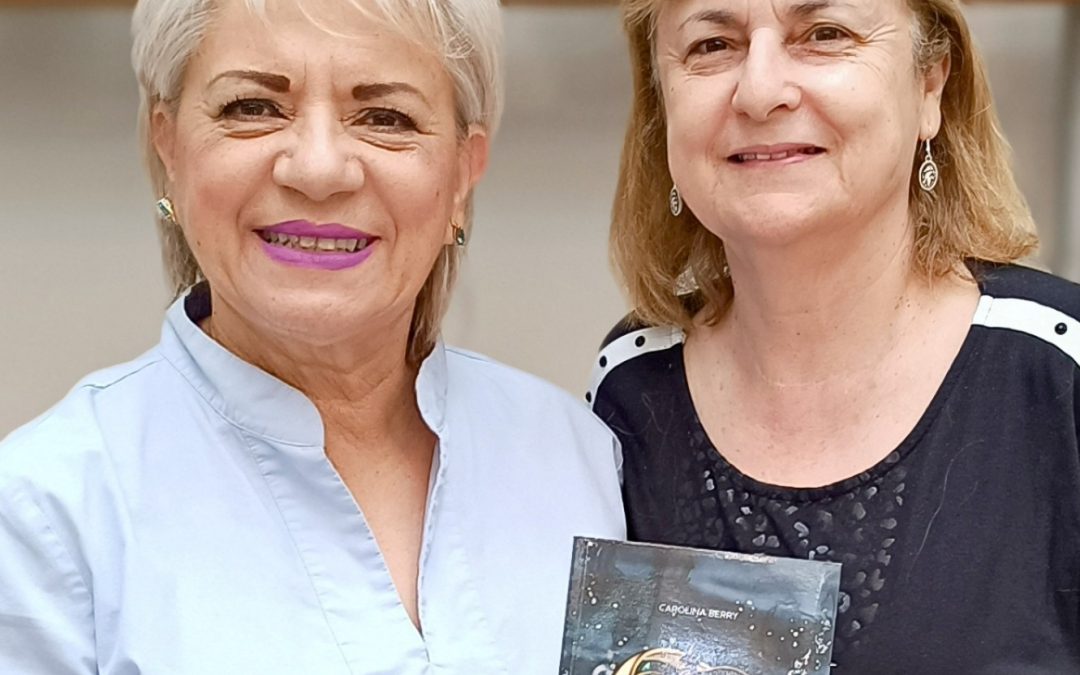 Con la escritora Carolina Berry en la presentación de su libro La Geografíadel Destino 28 febrero 2025 Centro Cultural Tijuana CECUT