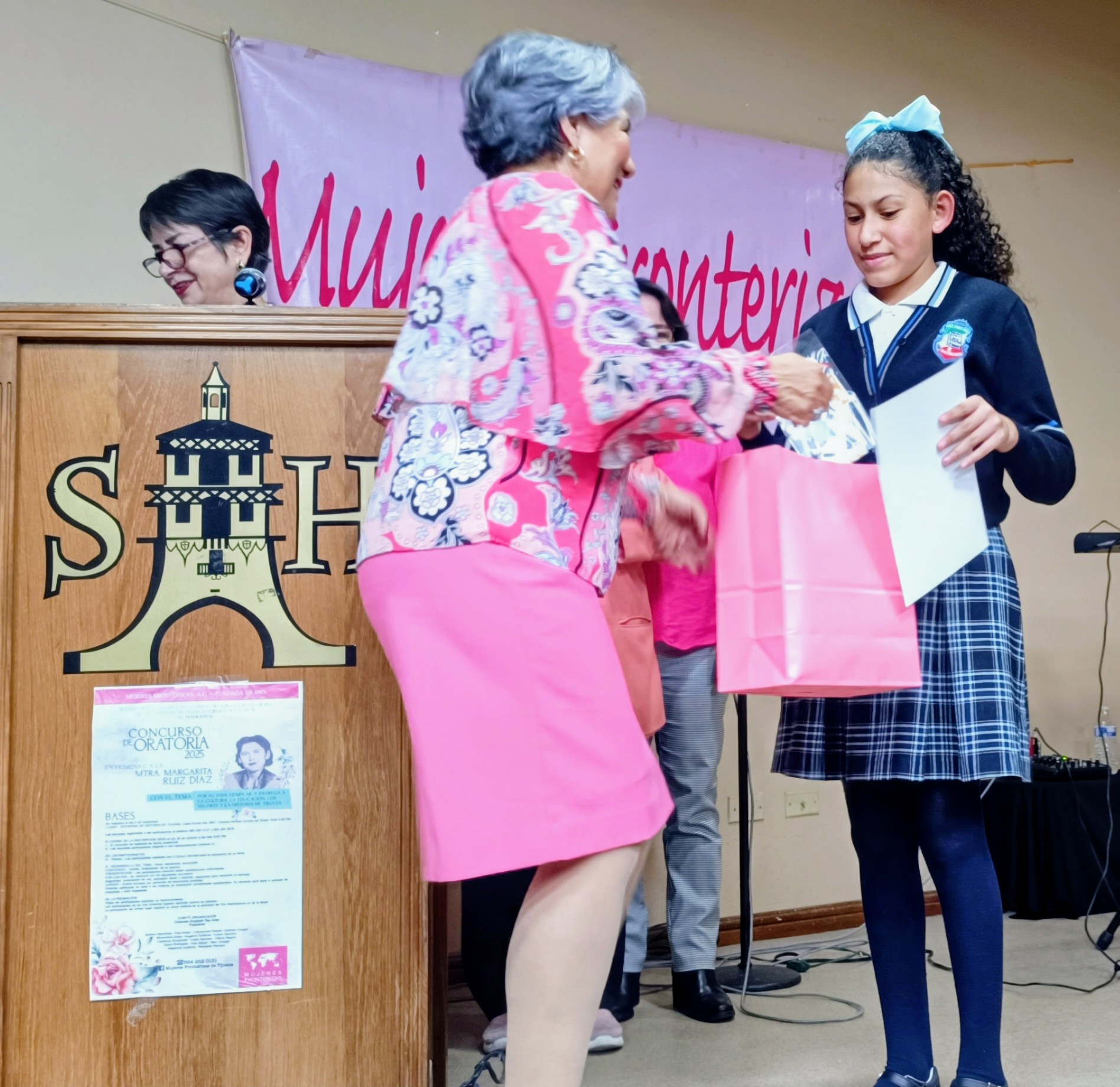 Concurso de Oratoria 2025 organizado por Mujeres Fronterizas
