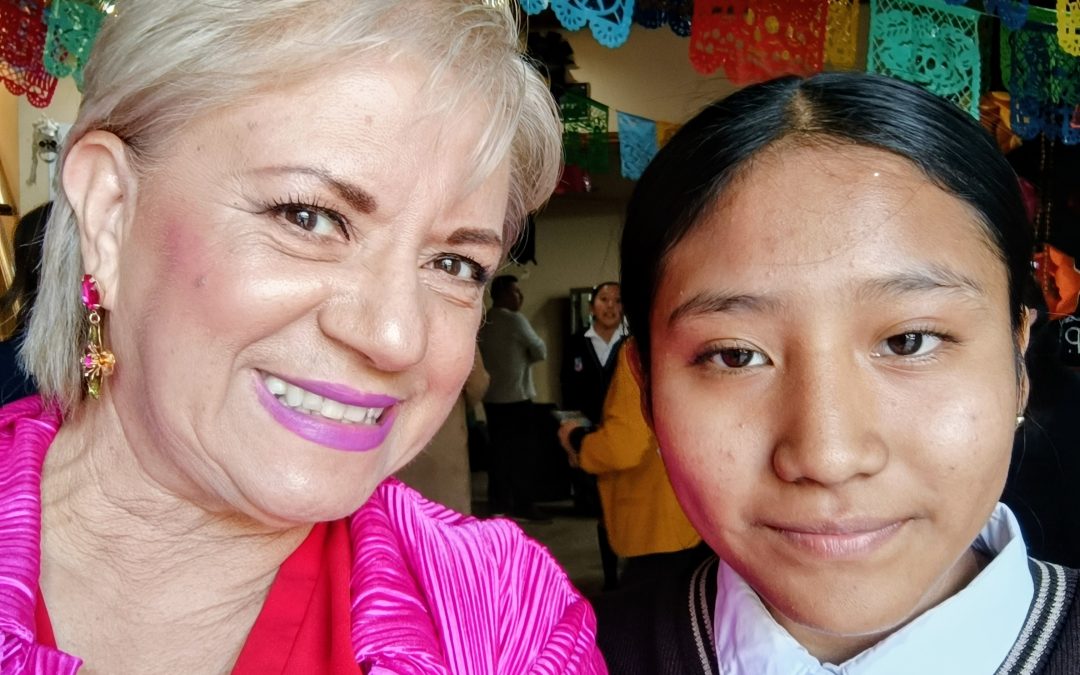 Maestra Margarita Ruiz Díaz en su honor el Concurso de Oratoria 2025 deMujeres Fronterizas desde 1993 por la Doctora Adriana Mendioléa ,Presidenta Fundadora