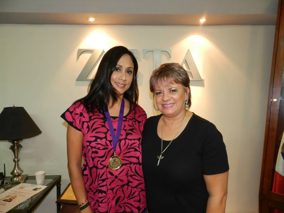 Reconociendo a la MUJER de éxito