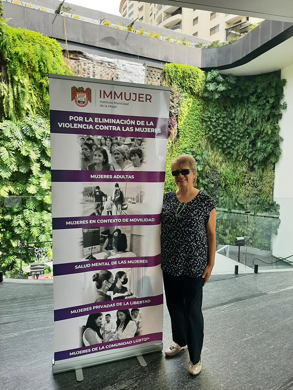 La Dra. Adriana Mendioléa en IMMUJER Tijuana