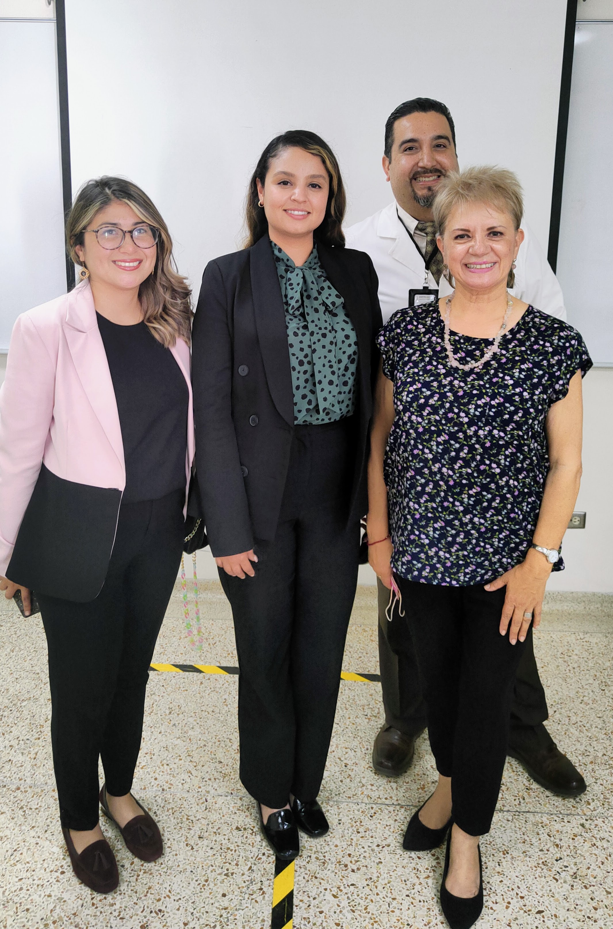 Conferencia Fortaleciendo mi Liderazgo para los colaboradores de Issstecali Ensenada